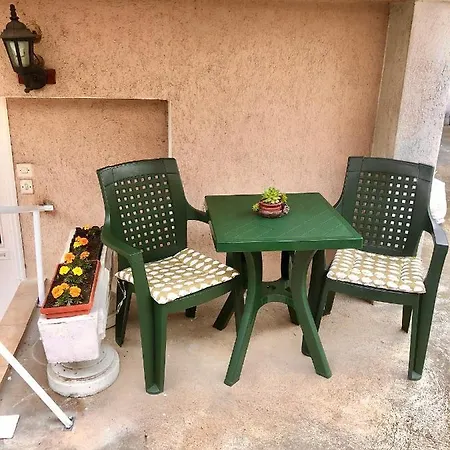 Tadija Nis דירה Donja Vrezina